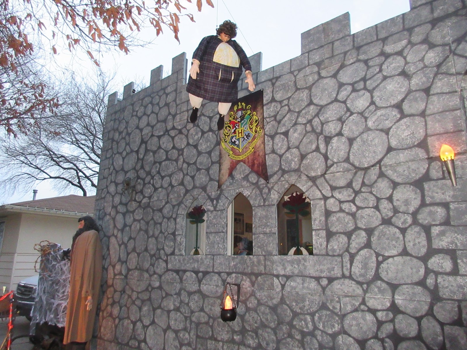 Saskatoon Halloween House Saskatoon's original yard display