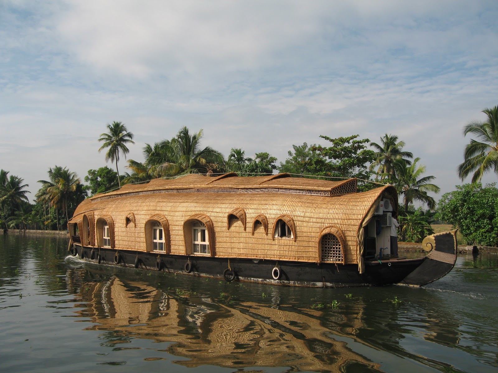 Amazing Kerala Houseboats Photos Wallpapers
