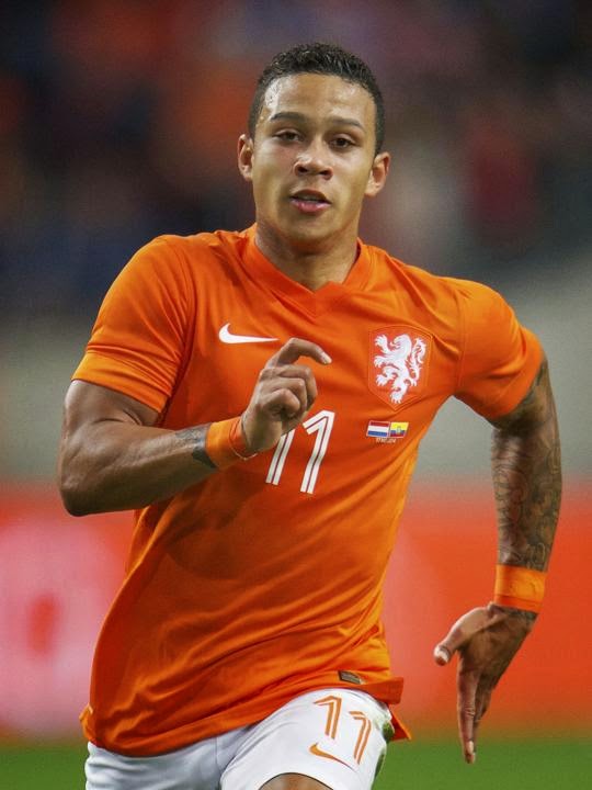 Memphis Depay Striker Muda Oranje