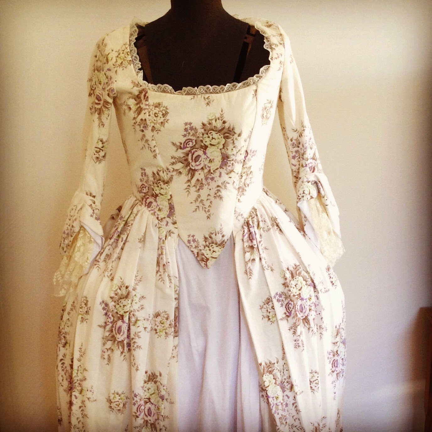 Fashioning Nostalgia: White and Floral 18th Century 'Marie Antoinette' Gown