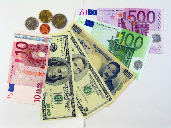 如果先有網路才有紙,也許紙幣根本不會存在,陳炳勳攝影 如果先有網路才有紙,也許紙幣根本不會存在,陳炳勳攝影