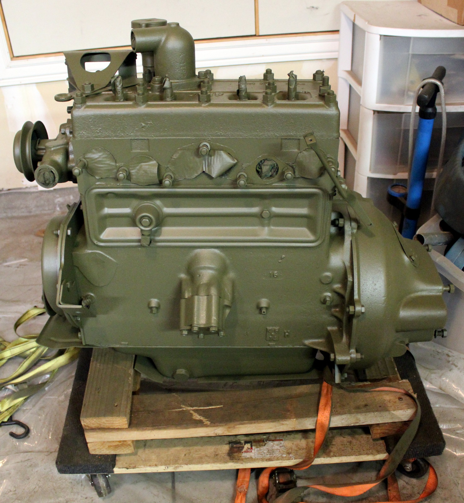1943 Willys MB Jeep Restoration Project: Let the painting...end!