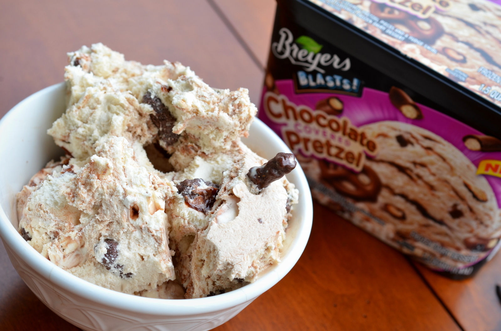 food and ice cream recipes REVIEW Breyer's Blasts Chocolate Covered