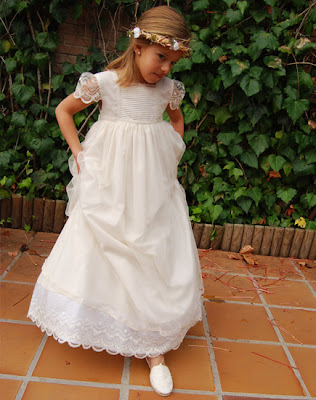 Pequeña Fashionista: Especial Primera Comunión: En busca del vestido  perfecto