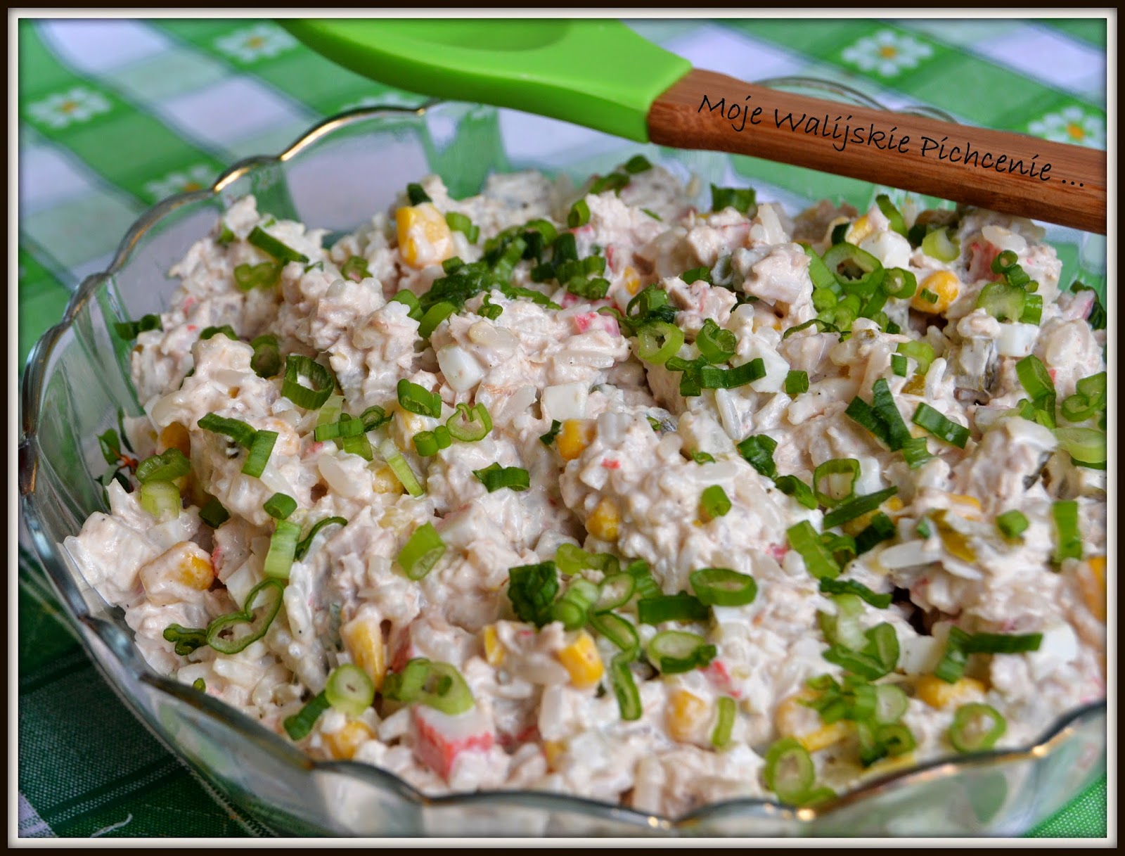 Moje Walijskie Pichcenie RYŻOWA SAŁATKA Z PALUSZKAMI SURIMI