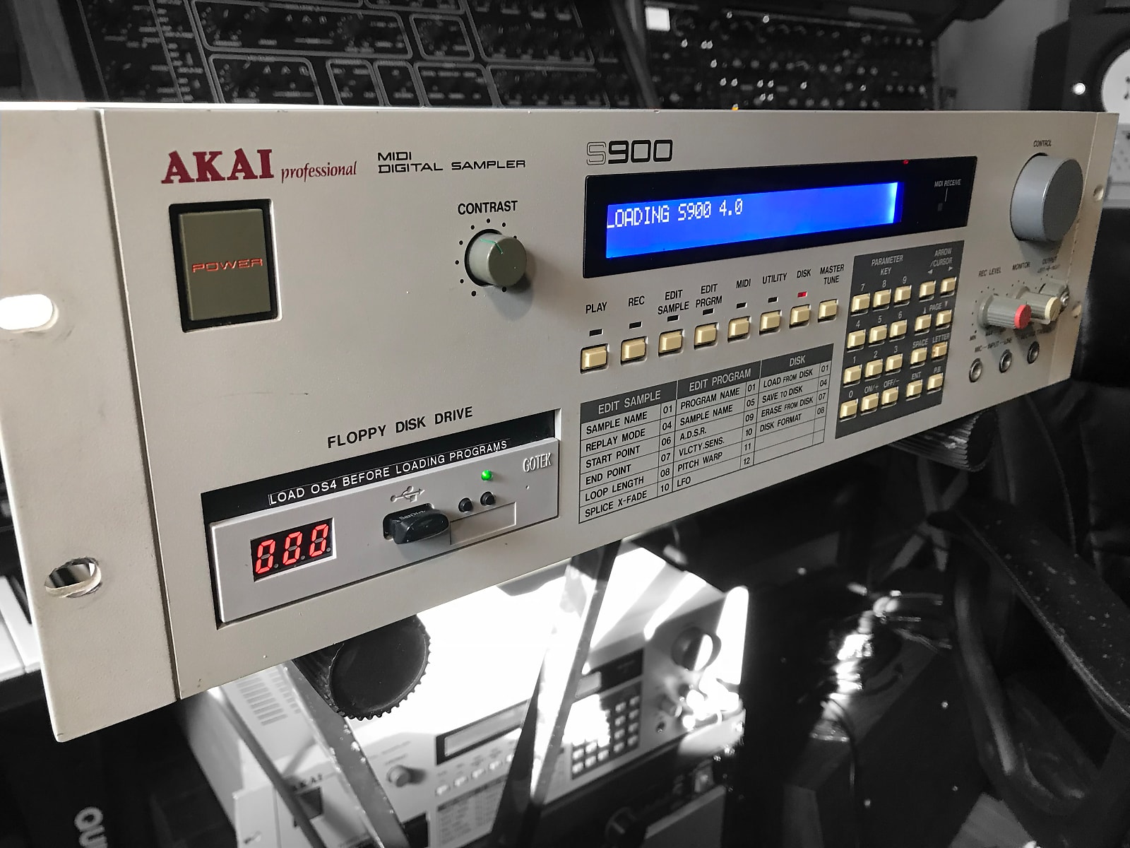 MATRIXSYNTH: Akai S900 MIDI Digital Sampler w/ Gotek Drive