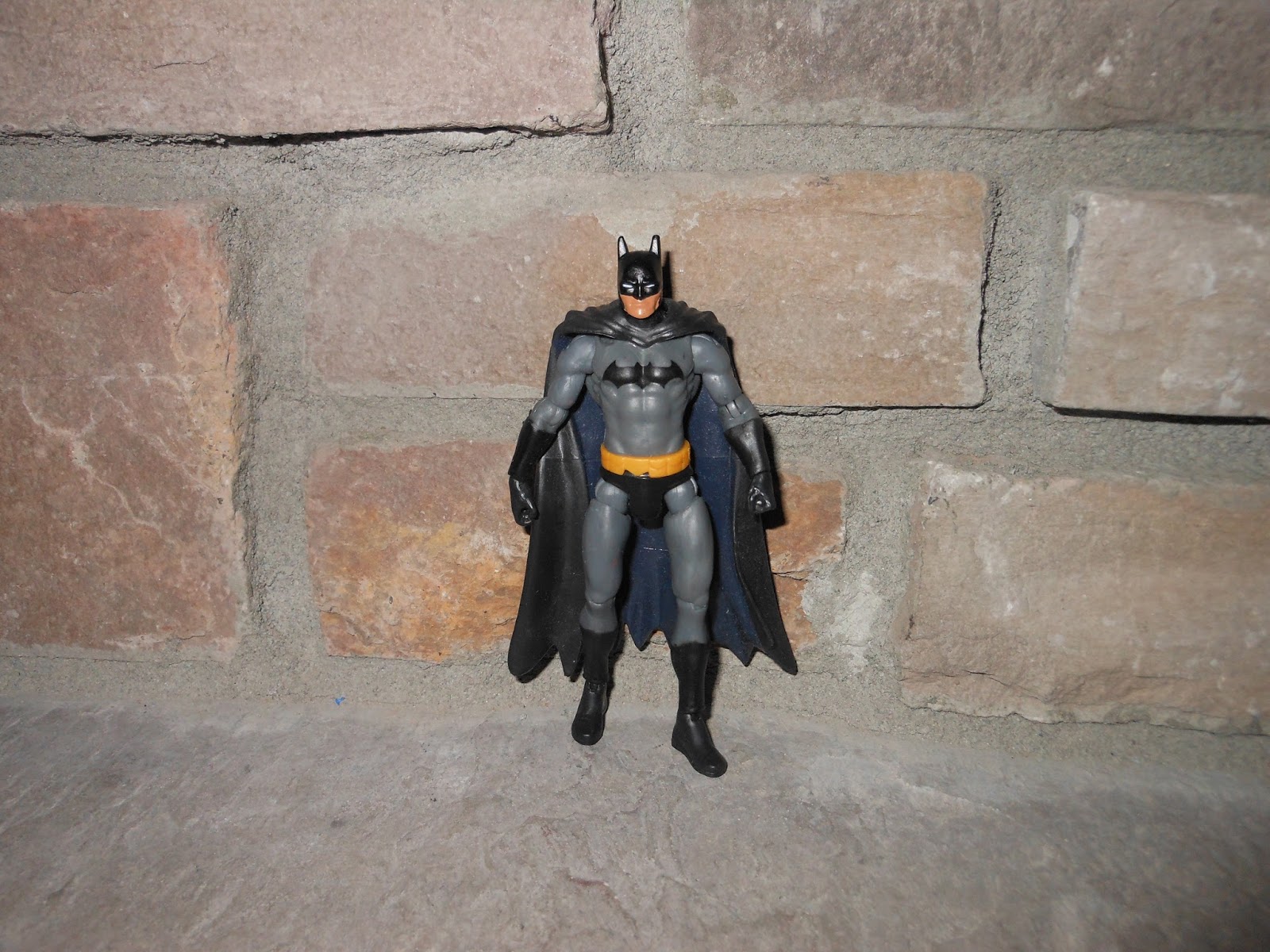 Emperor Dinobot's giant Batman figure database and review site! DC