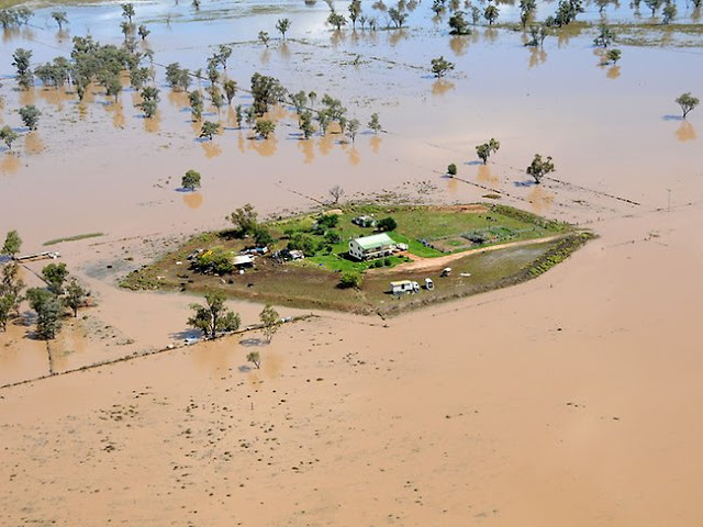 The Big Wobble - LOOK AT THE PICTURES 125634-nsw-floods