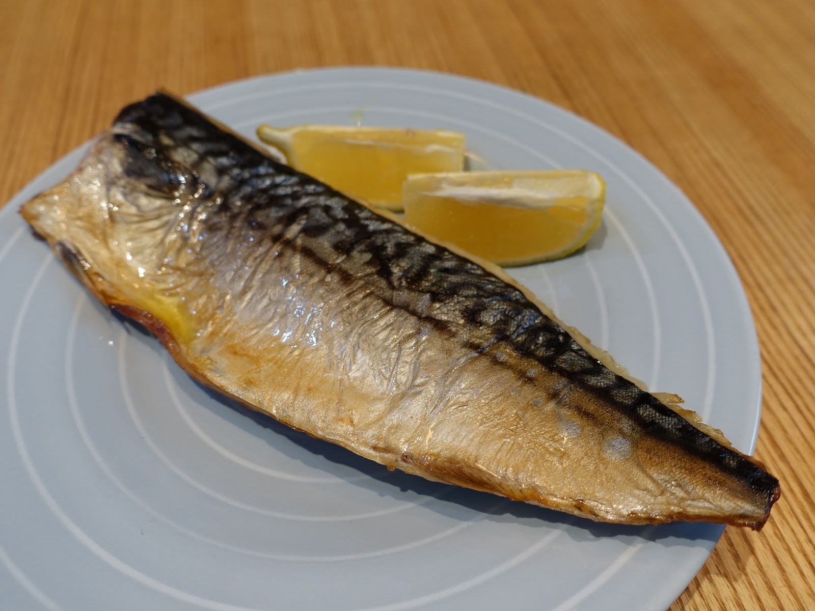 [食譜] 鹽烤鯖魚。挪威薄鹽鯖魚 | 西西烹飪筆記