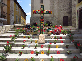 Resultado de imagen de cruces de mayo iglesia mayor baza