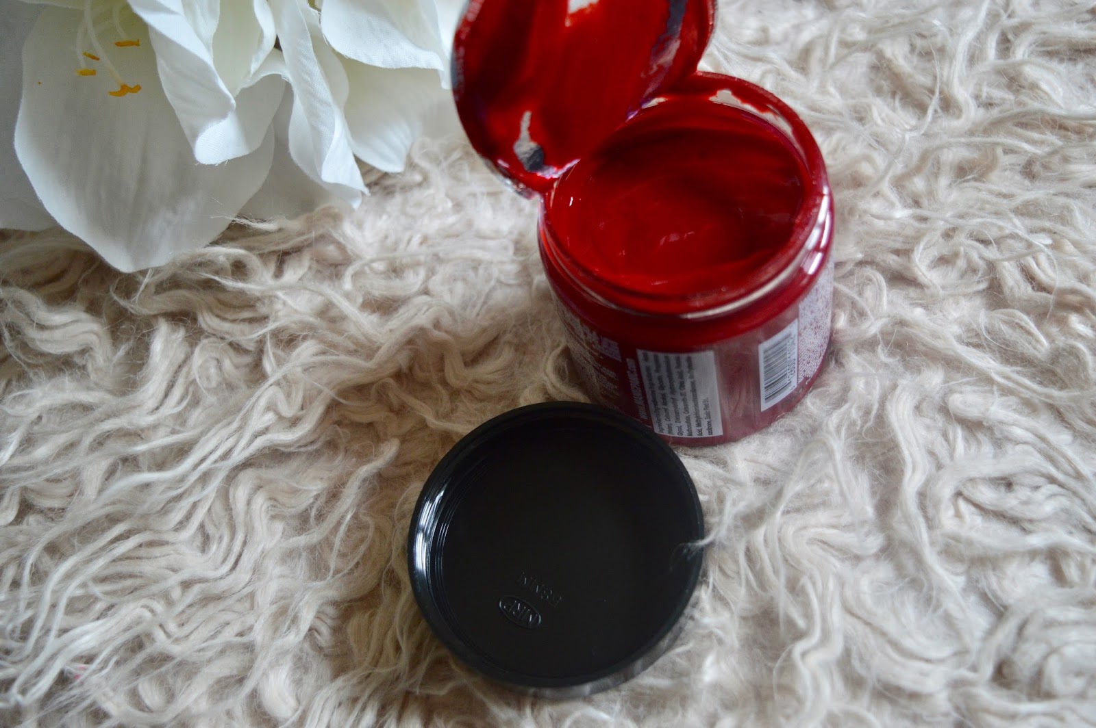 dying hair red with manic panic vampires kiss