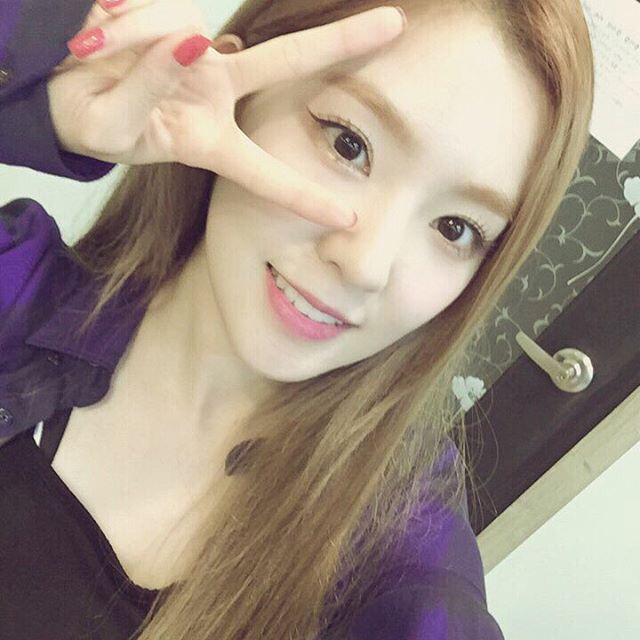 의외로 셀카 잘찍는 아이린 | 인스티즈