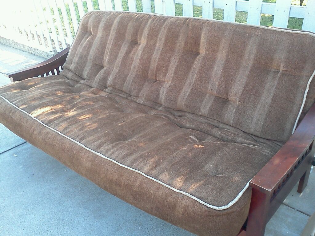 USED FURNITURE AND APPLIANCES