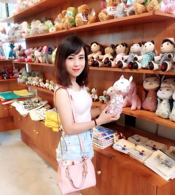 Hot Girl Không Tuổi Công Ty FPT Telecom Bắc Ninh 9 Hot Girl Không Tuổi Công Ty FPT Telecom Bắc Ninh 9