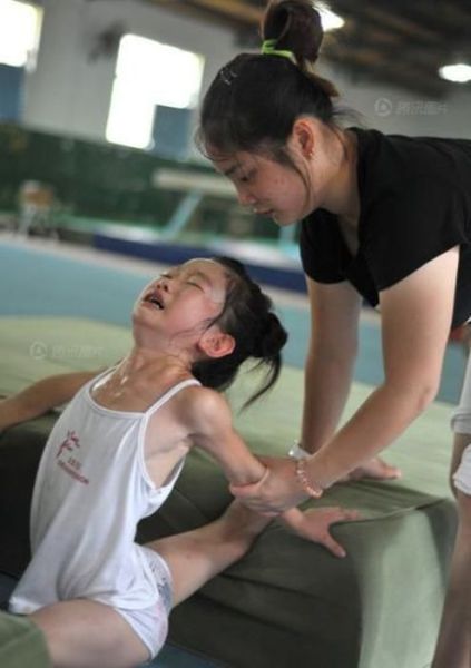 china-gymnasium-Olympic-children-44