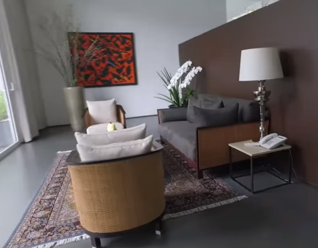 Rumah Minimalis dengan Interior Mewah Rumah Minimalis dengan Interior Mewah