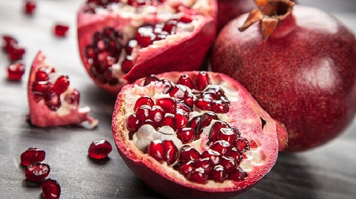 تفسير حلم رؤية الرمان في المنام لابن سيرين