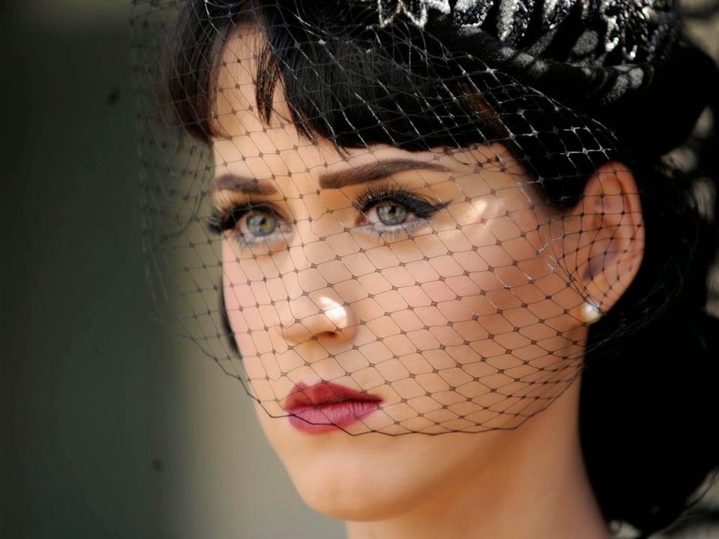 Feduww's Journal: Katy Perry Dituduh Menjiplak Lagu (Lagi)?
