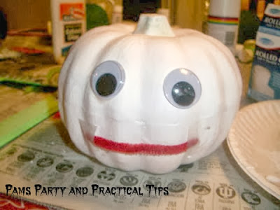 How to make a Mummy Pumpkin #pumpkin