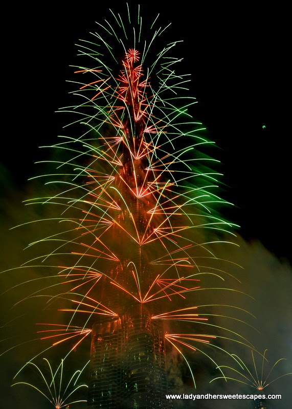 fireworks in Burj Khalifa