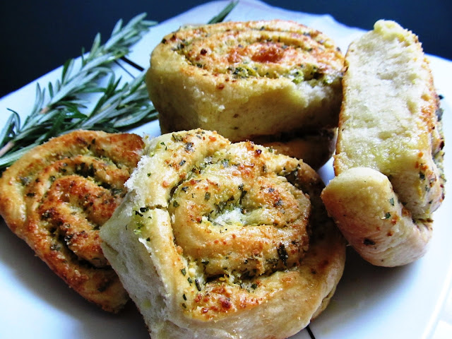 Food and Thrift: Homemade Garlic Rolls, and Conversions!