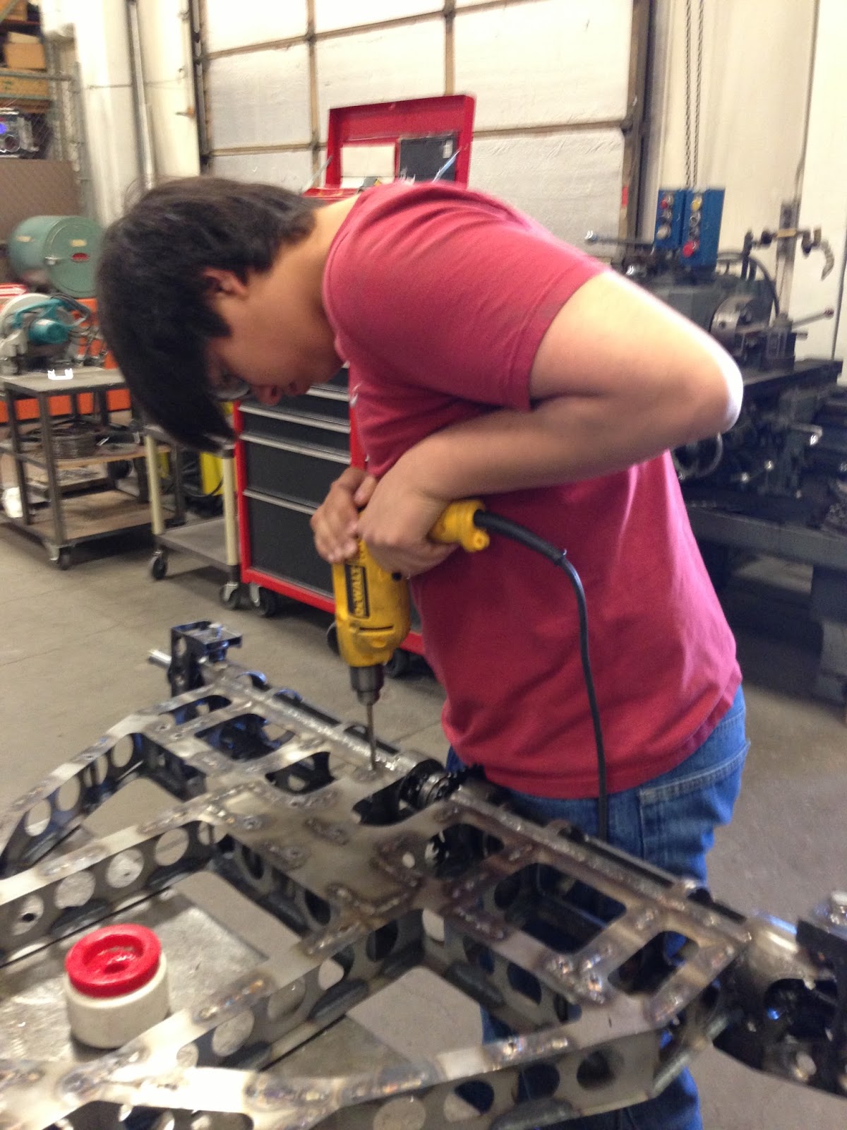 Academy of Arts, Careers and Technology The Moonbuggy Project Carbon