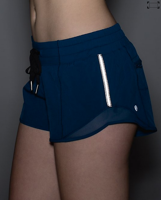 http://www.anrdoezrs.net/links/7680158/type/dlg/http://shop.lululemon.com/products/clothes-accessories/shorts-run/Hotty-Hot-Short?cc=0002&skuId=3613522&catId=shorts-run