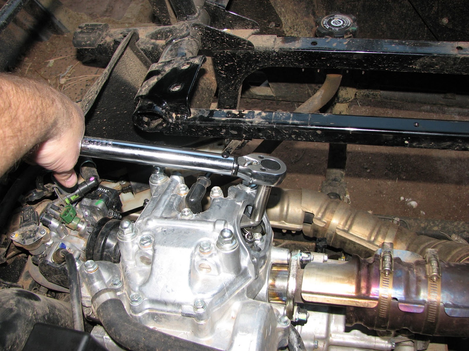 Pioneer valve adjustment guide. Honda SxS Fun