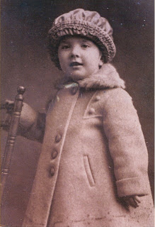 Polish immigrant child in NYC