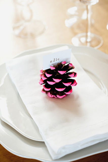 pinecone placecards