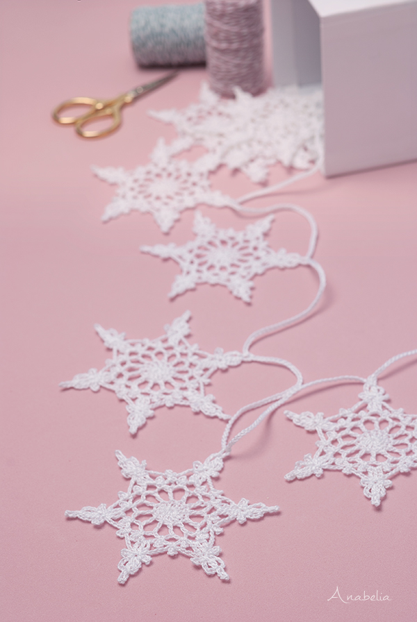 Anabelia craft design: Christmas crochet snowflake motif nr 4