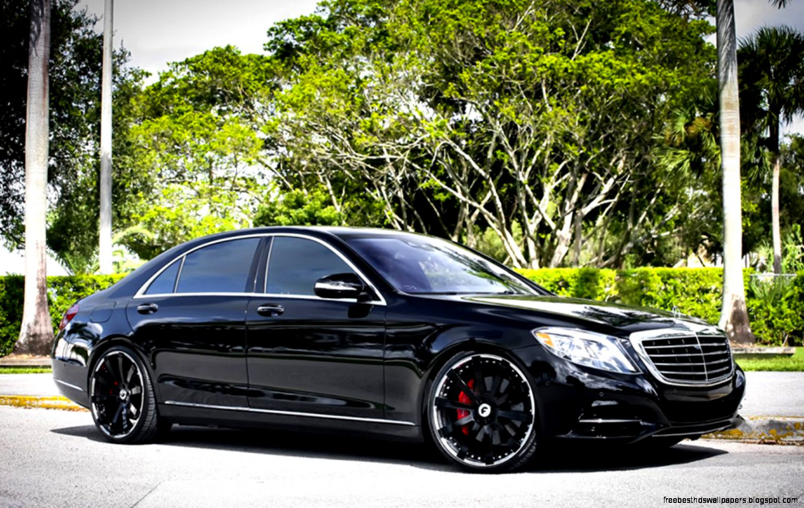 DUB Magazine   All Black Mercedes Benz S Class