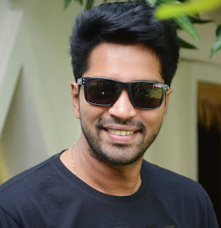 Allari Naresh movies, wife, new movies list, marriage, marriage photos, latest movie, full all movies, comedy, age, telugu movies, comedy movies, films, upcoming movies, photos, recent movie, telugu movies, wife photos, family photos, brother, date of birth, family, wife name 