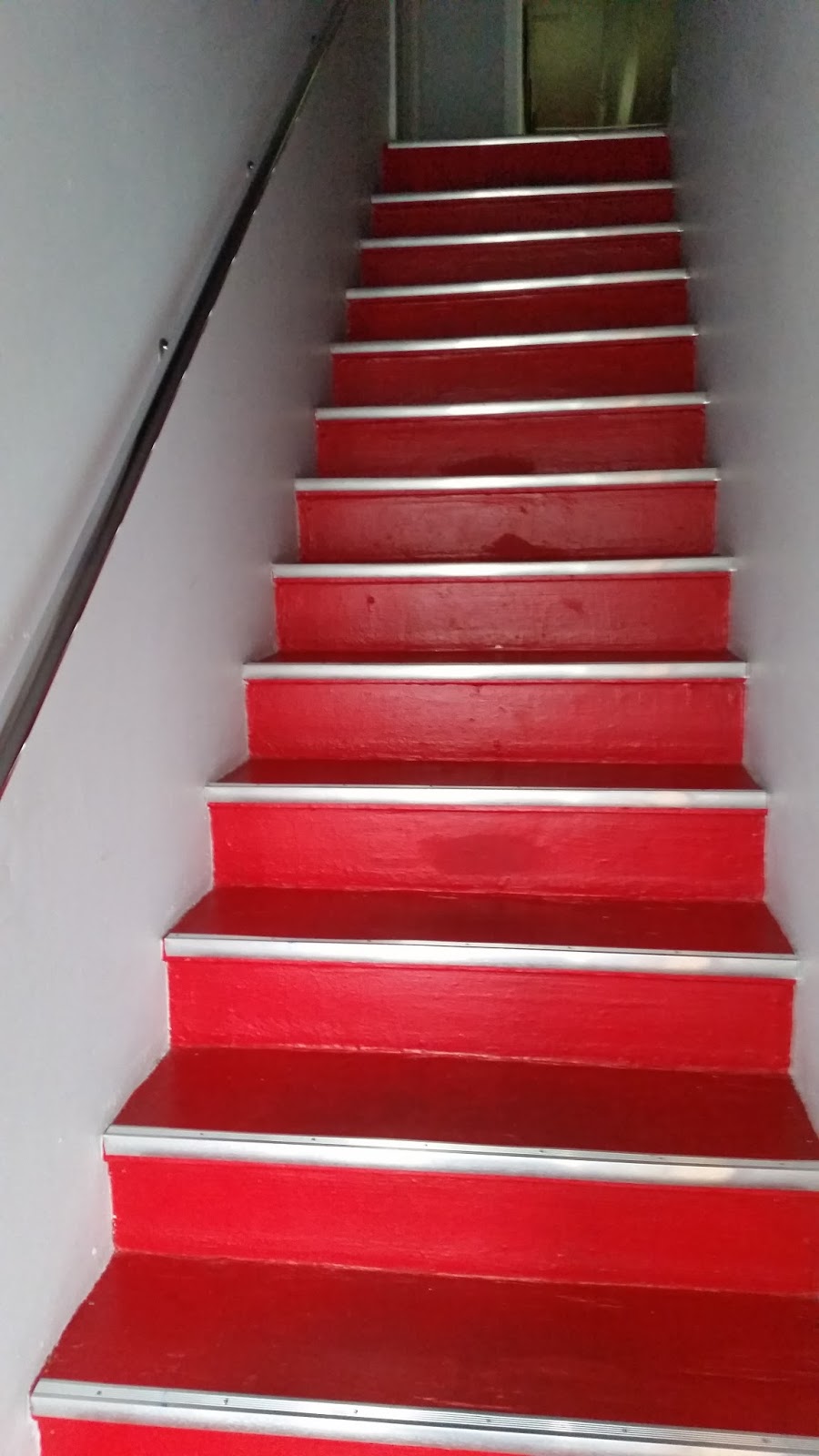 Tonisha Ramona HOW TO MAKE PIANO STAIRS