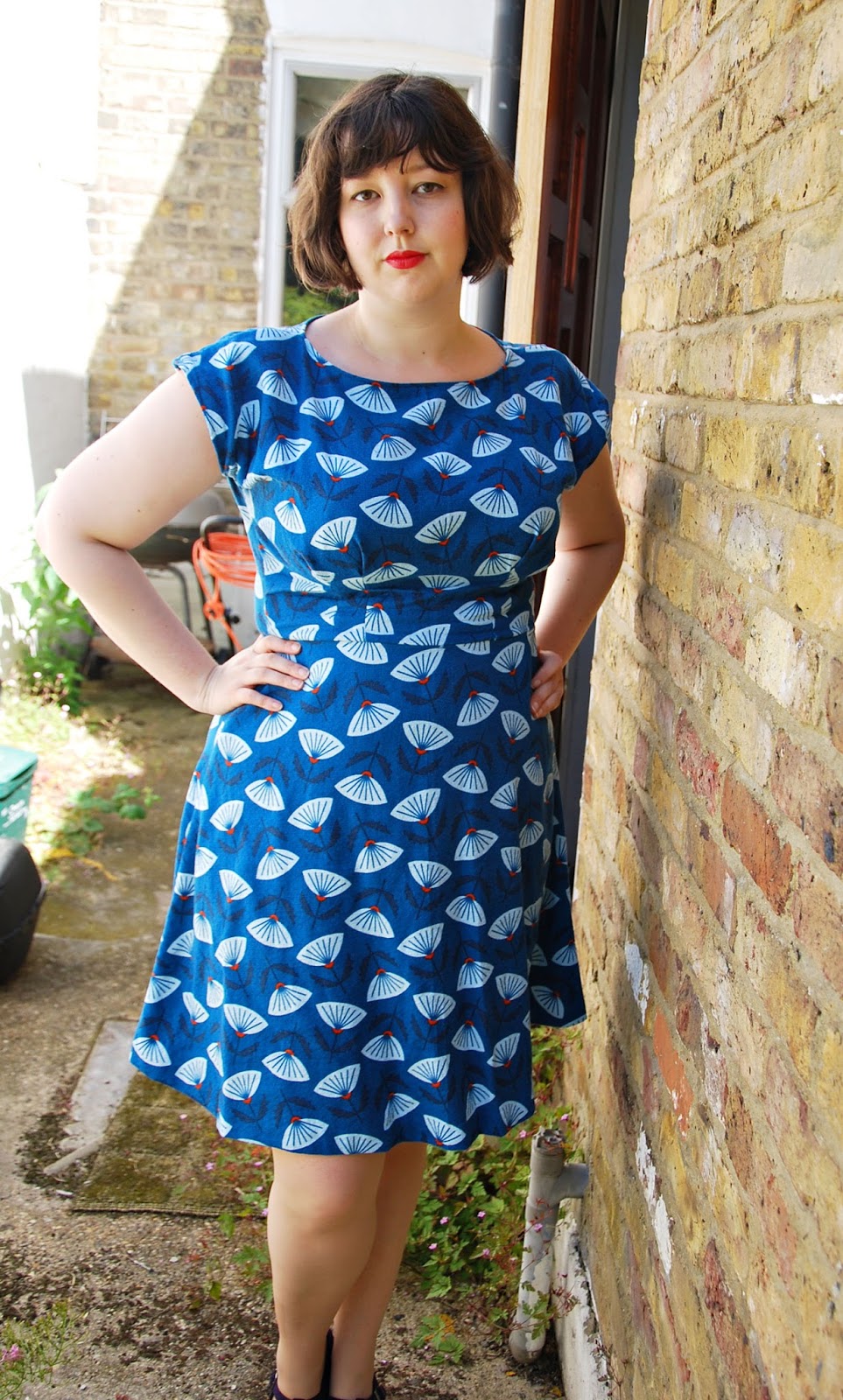 Sewing and Slapdashery: SSSHH part three: a wedding guest dress