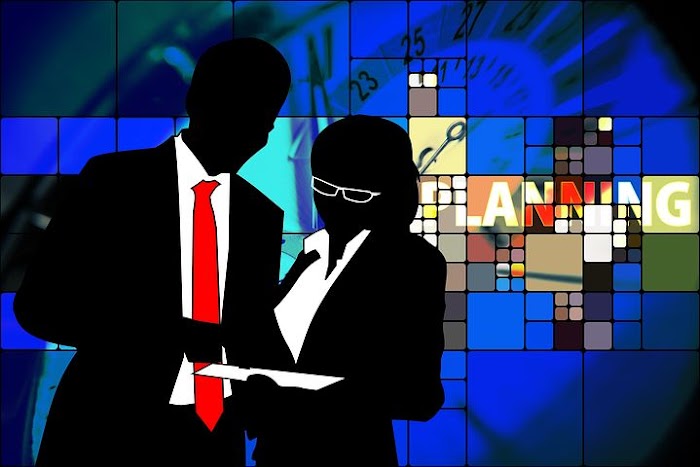Use Online Tools to Improve Personal Branding