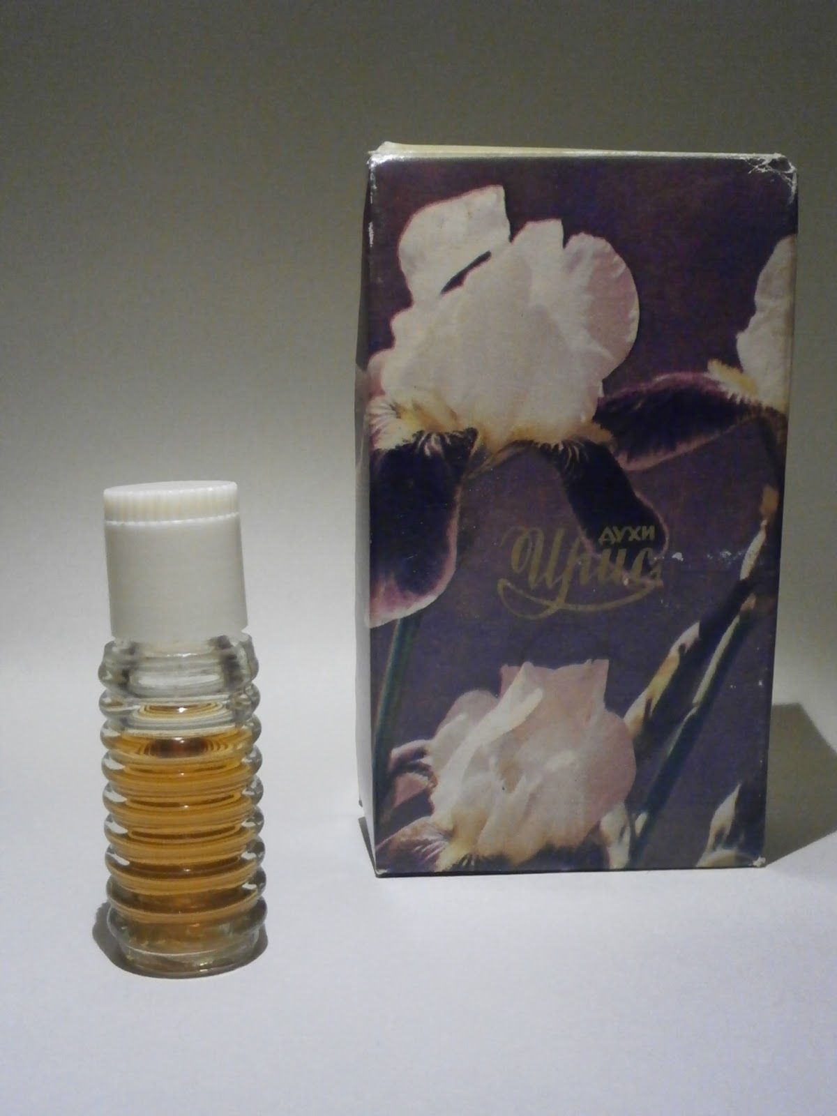 soviet perfume: "Ирис", Северное сияние