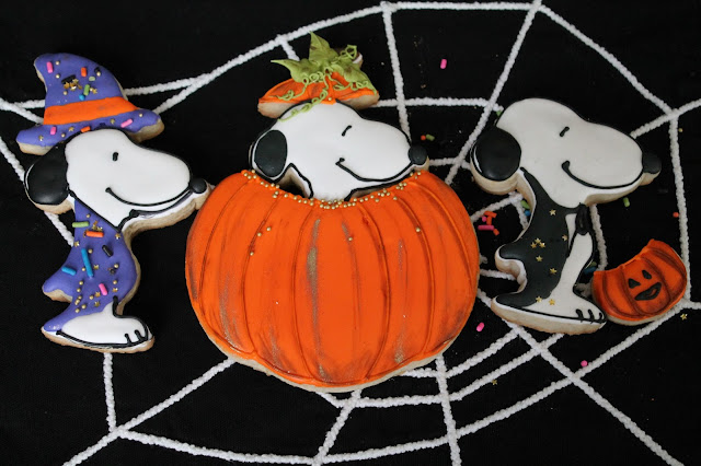 Snoopy Trick or Treat Cookies-Galletas de Snoopy para Trick or Treat, snoopy trick or treat , snoopy cookies, snoopy  decorated cookies, snoopy pumpkin cookies