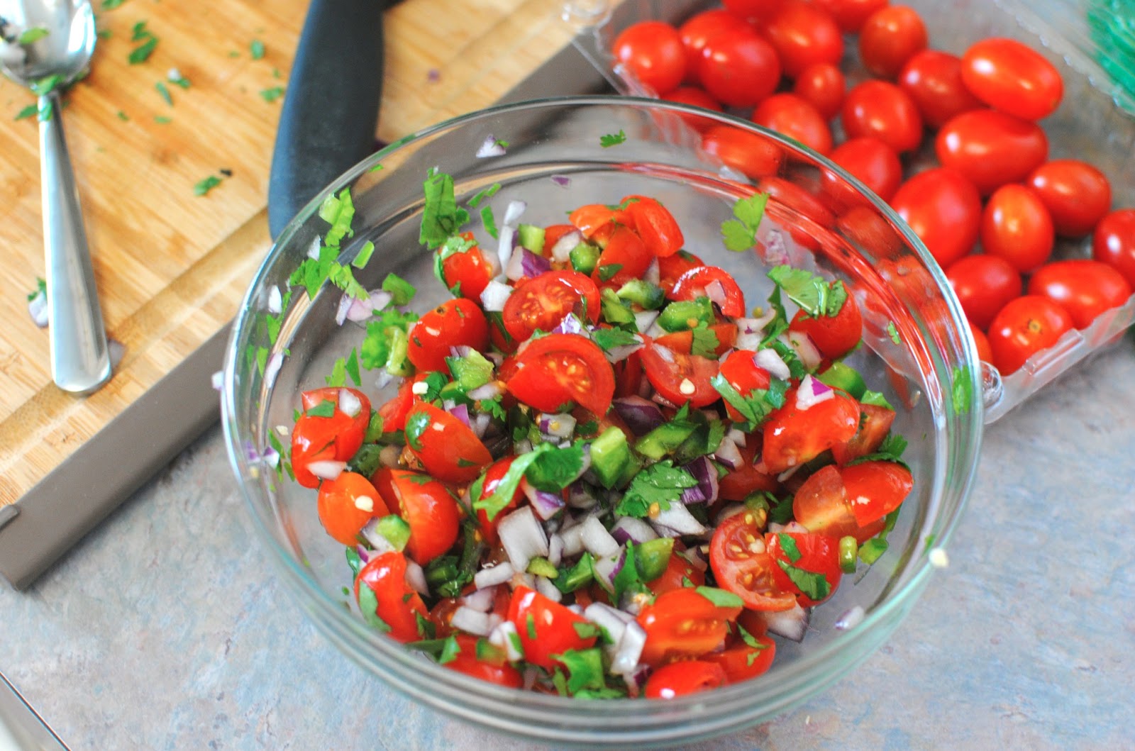 Citrus Chipotle Fajitas and Pico de Gallo Sparkle & Stir