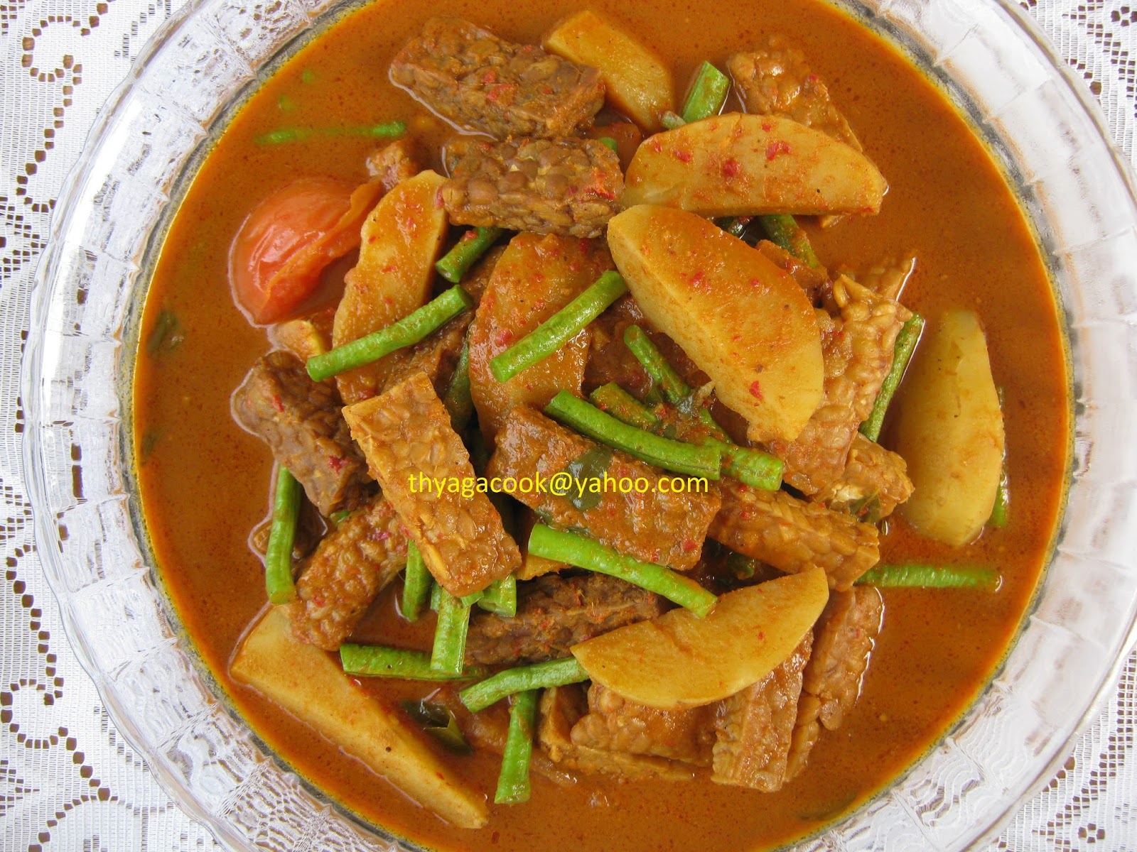 KARI LEAFS Malaysian flavour's VEGETARIAN TEMPEH CURRY