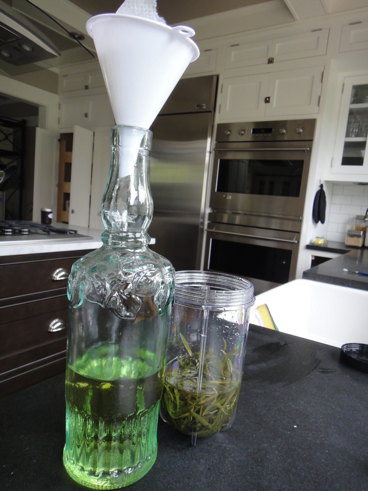 Cookin' & Craftin' Tarragon Infused Vodka Cocktails