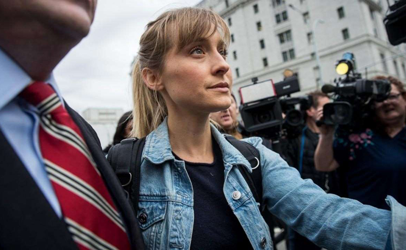 Lawyers In Allison Mack Nxivm Sex Cult Case To Review Sexually