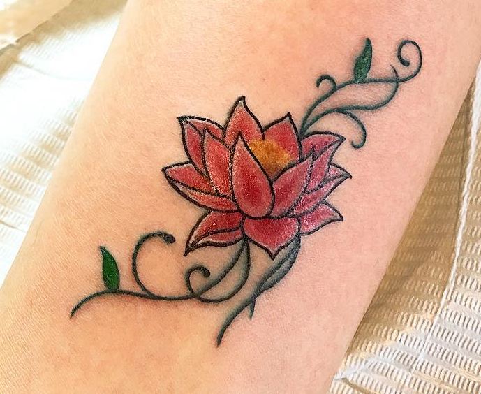 50+ Best Flower Tattoos For Men (2019) - Simple & Small - Page 3 of 5