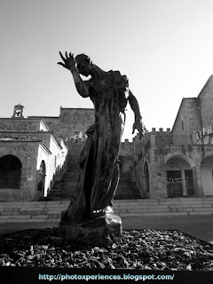 Figura de 'Los burgueses de Calais' de Auguste Rodin. Figura de 'Los burgueses de Calais' de Auguste Rodin.