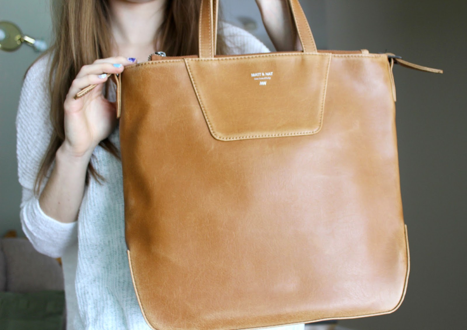 What's In My Handbag ft. Matt and Nat | Natalie Loves Beauty