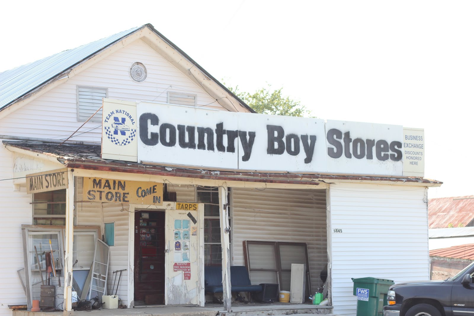 Dave's Kentucky Bucket Boy what a store!