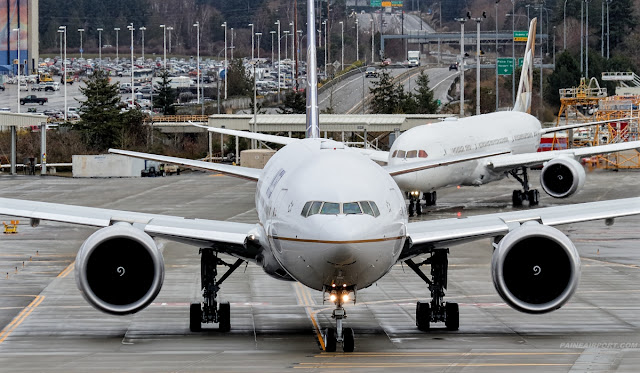 boeing 777-300er united airlines