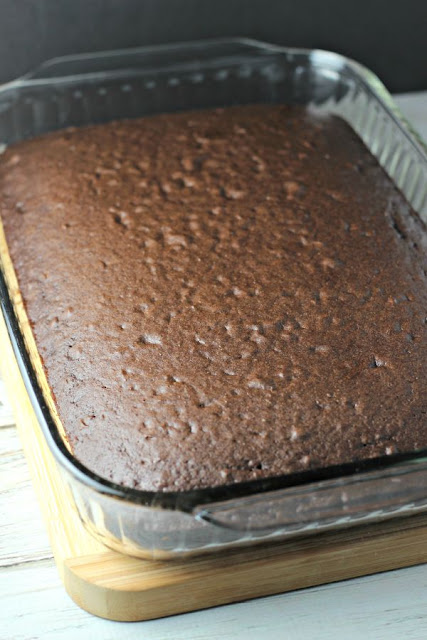 Easy Coca-Cola Cake | by Renee's Kitchen Adventures - Easy recipe for a chocolate cake dessert any day of the week!  #EffortlessMeals #ad