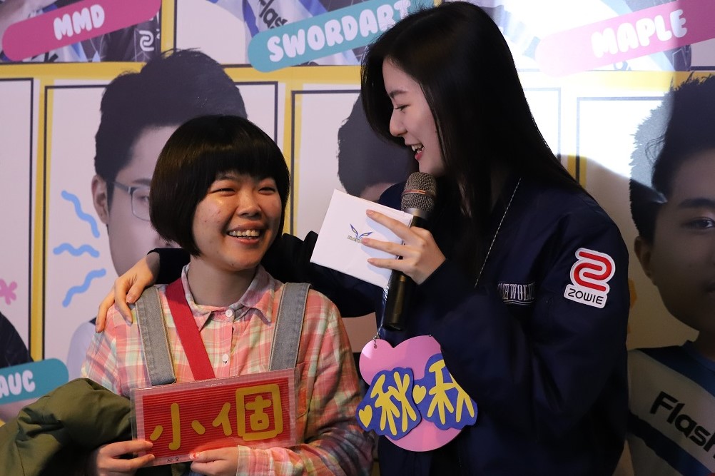 《英雄聯盟》閃電狼主場日「電狼迎新日」在上周落幕，有許多熱情的粉絲共襄盛舉。