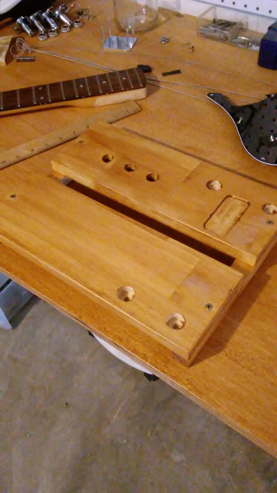 [Mattwins] Building a simple wood guitar pedalboard